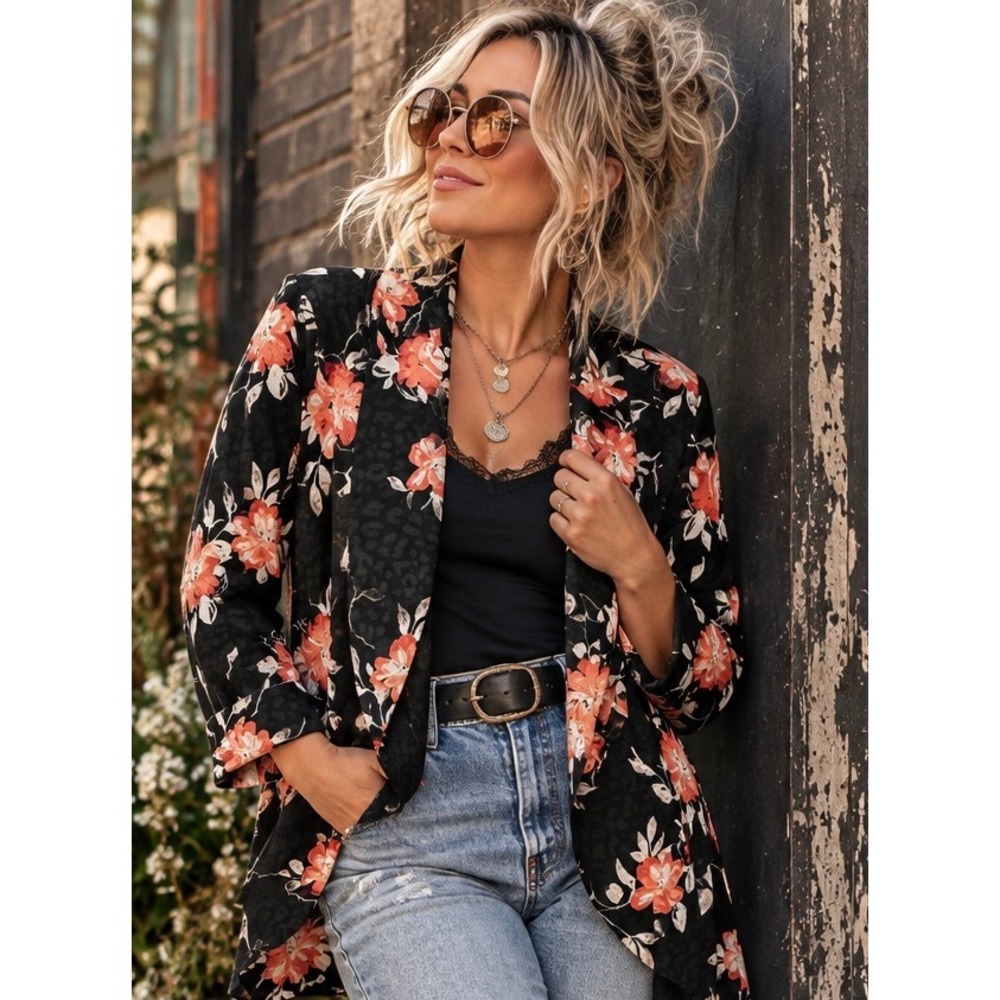 Torrid Womens Blazer Size 0 Black Floral Leopard Print Open Front Ruched Sleeve